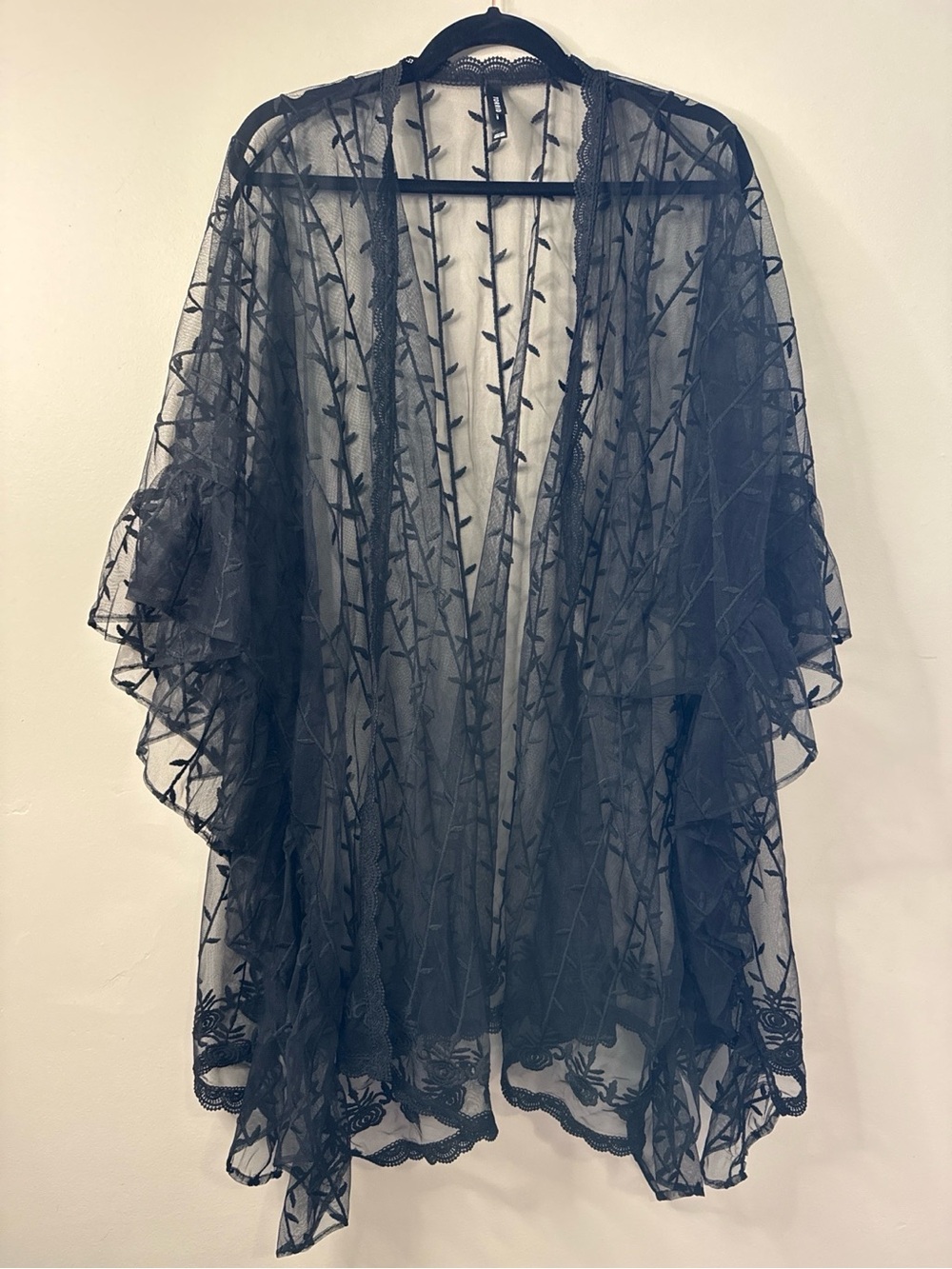 Torrid One Size Black Sheer Embroidered Mesh Kimono Floral Vine Lace